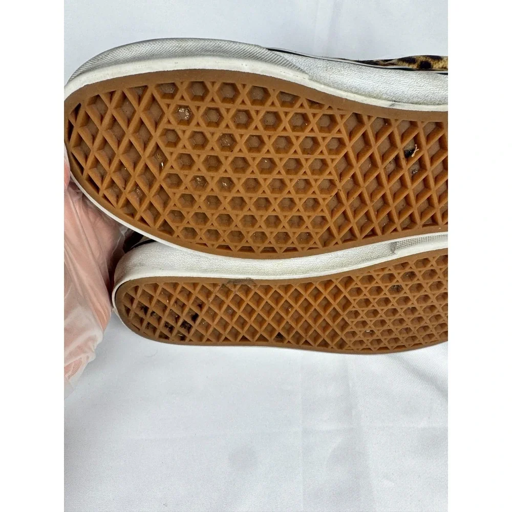Vans Classic Slip On Unisex W7/M5.5 Sneaker Brown Leopard Athletic Skate Shoes